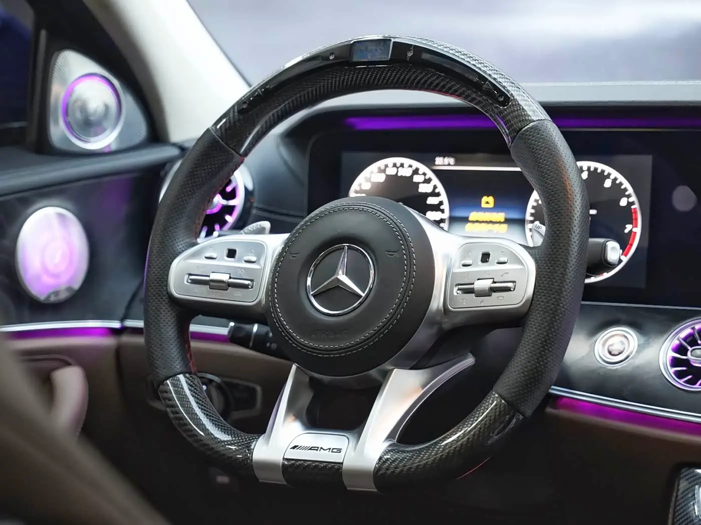 Mercedes-Benz E-Class 2017 — Фото 6/20