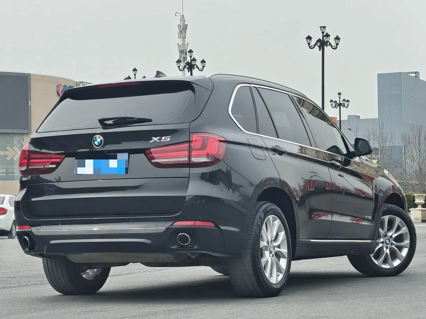 BMW X5 2018 — Фото 4/14