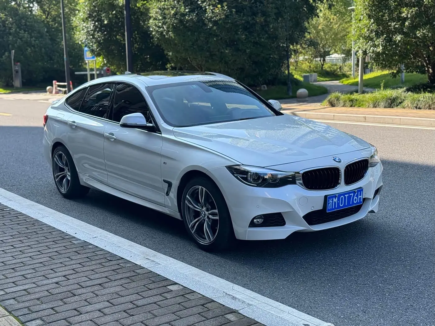 BMW 3 Series GT 2021 — Фото 4/10