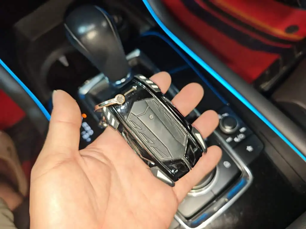 Mazda Mazda3 Axela 2022 — Photo 16/20