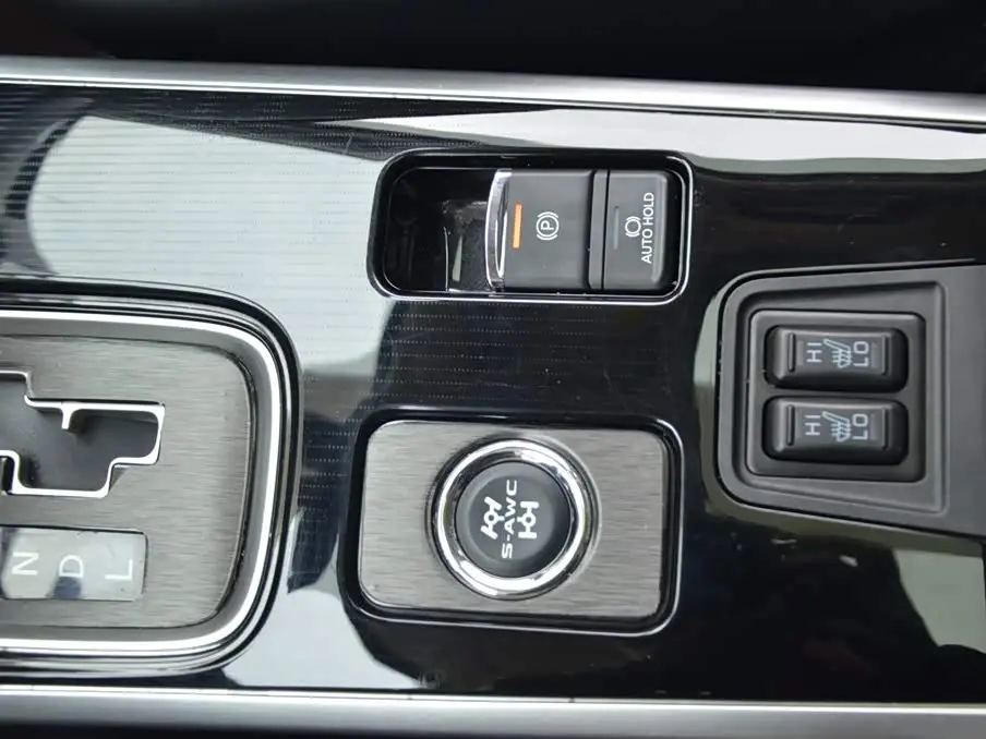 Mitsubishi Outlander 2022 — Photo 16/16