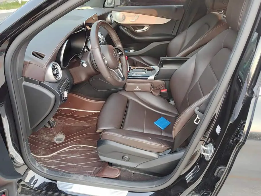 Mercedes-Benz GLC 2022 — Photo 9/16