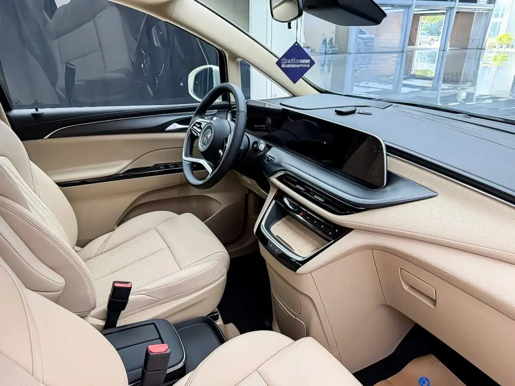 Buick GL8 New Energy 2025 — Фото 15/15