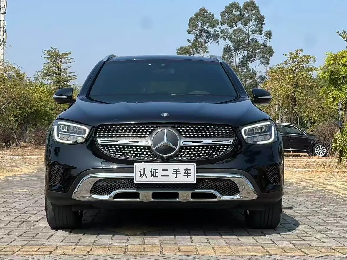 Mercedes-Benz GLC 2020 — Photo 2/9