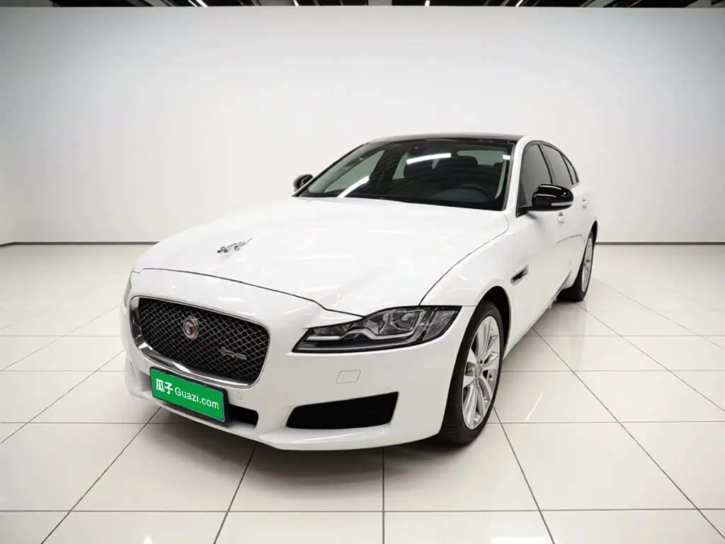 Jaguar XFL 2018 — Photo 2/20